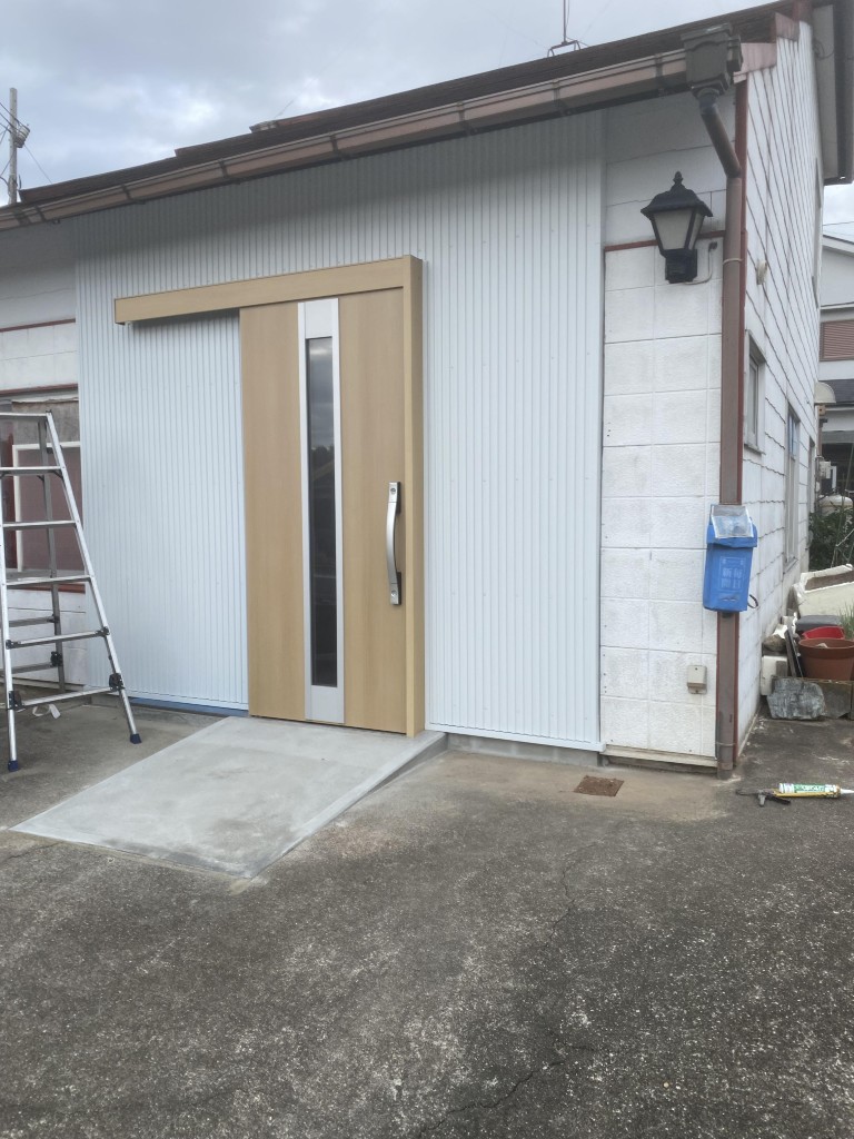 玄関引戸設置完了写真