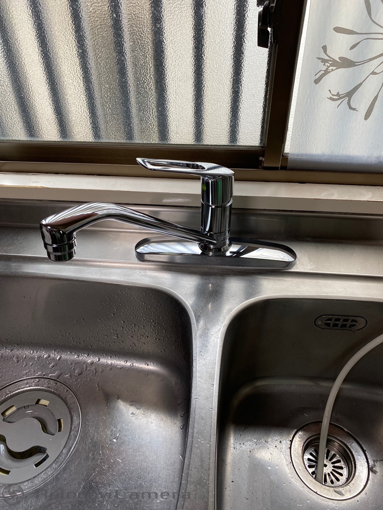 台所シングルレバー水栓取替え後写真